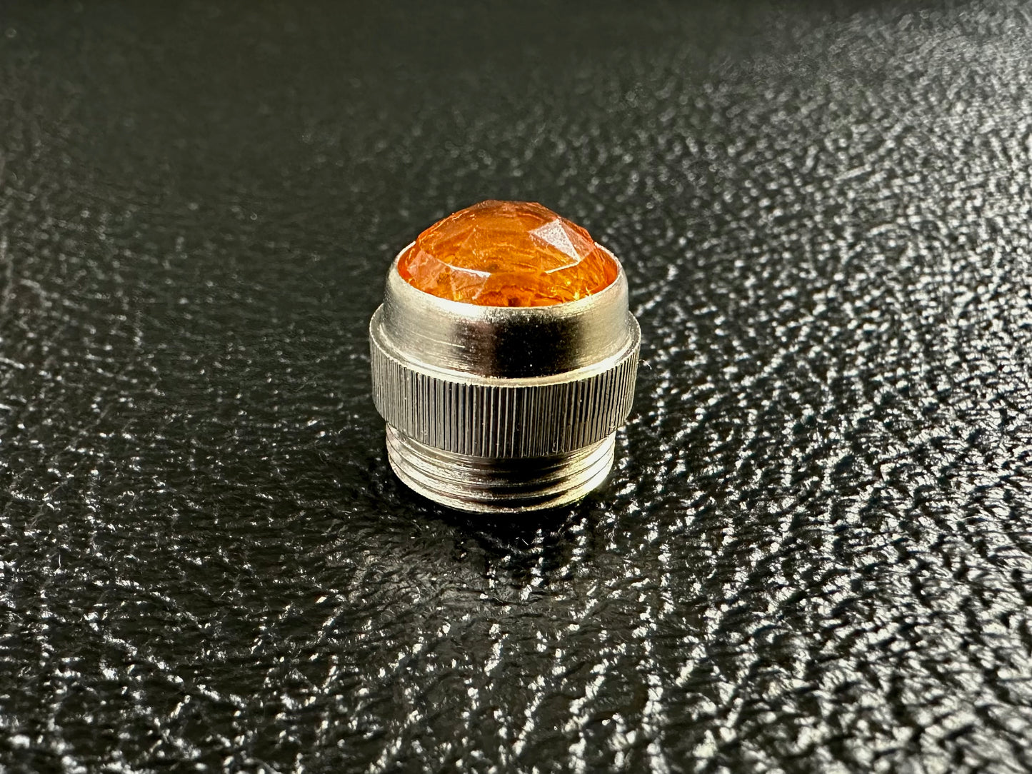 Vintage Jewel Cap for Fender style amplifiers - AMBER